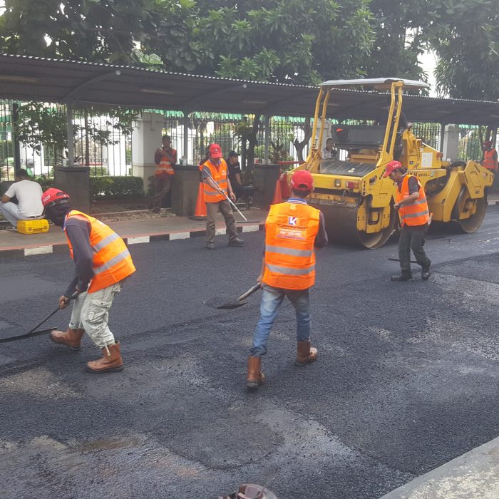 Jasa pengaspalan jalan